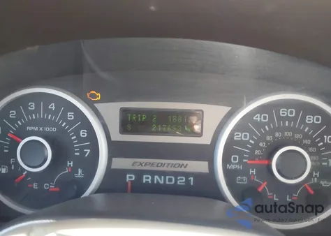 2005 Ford Expedition Eddie Bauer/King Ranch z USA, uszkodzony, nr VIN 1FMFU17575LA54385